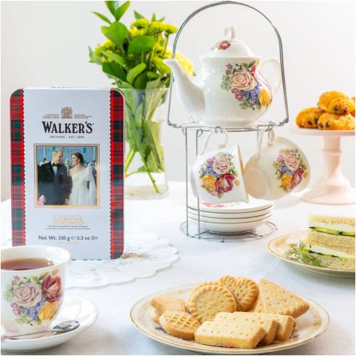 Walkers Will Kate Sml 02